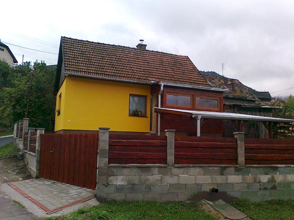 Utulny Dovolenkovy Dom Βίλα Liptovský Hrádok Εξωτερικό φωτογραφία